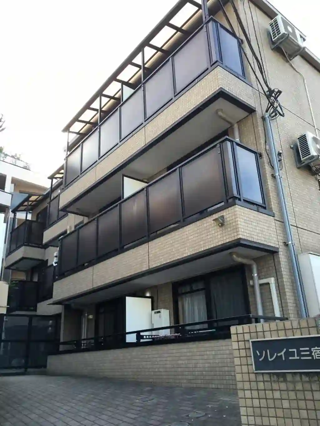 ソレイユ三宿 外観