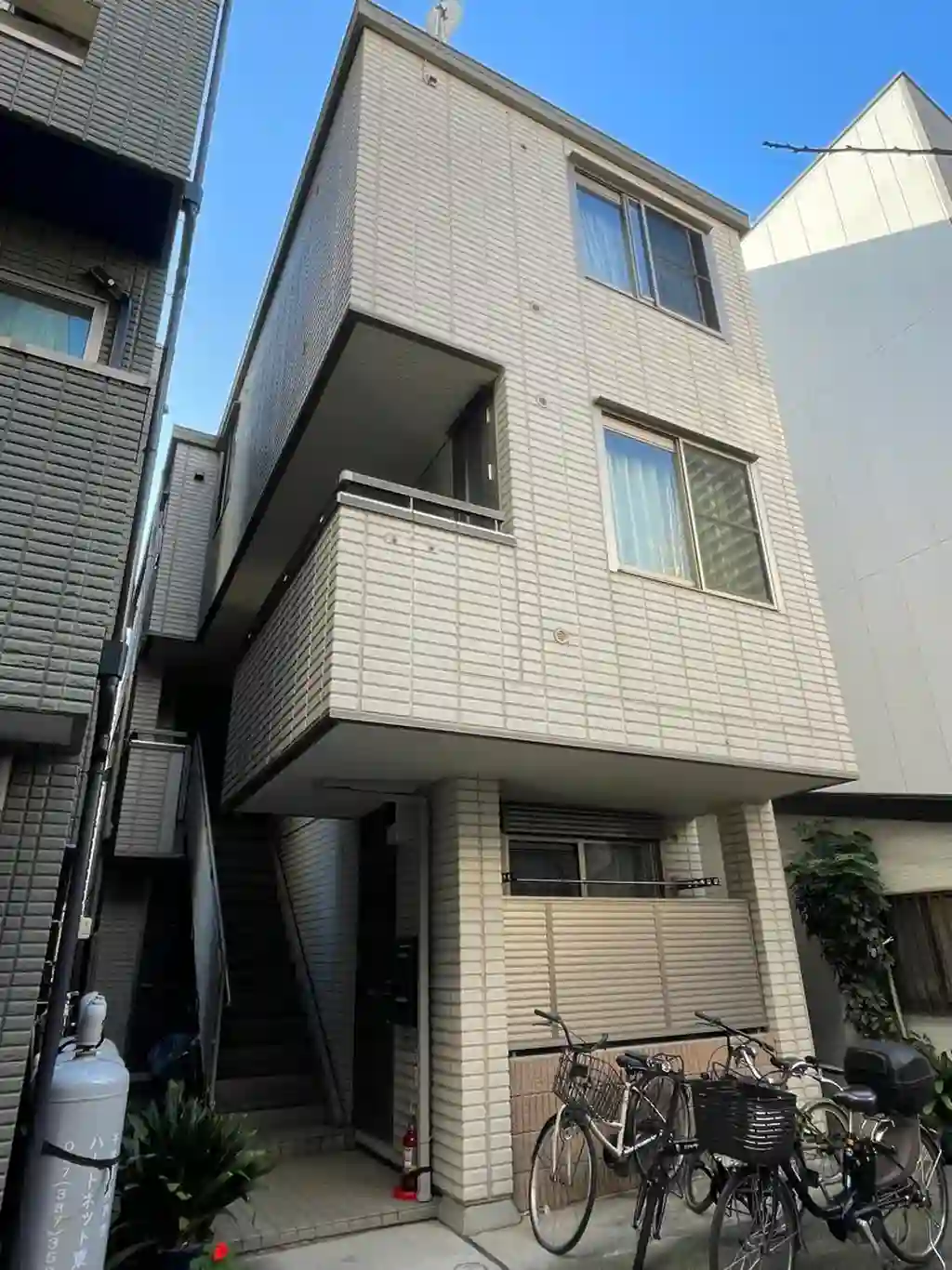 ラフィネ岡安 外観