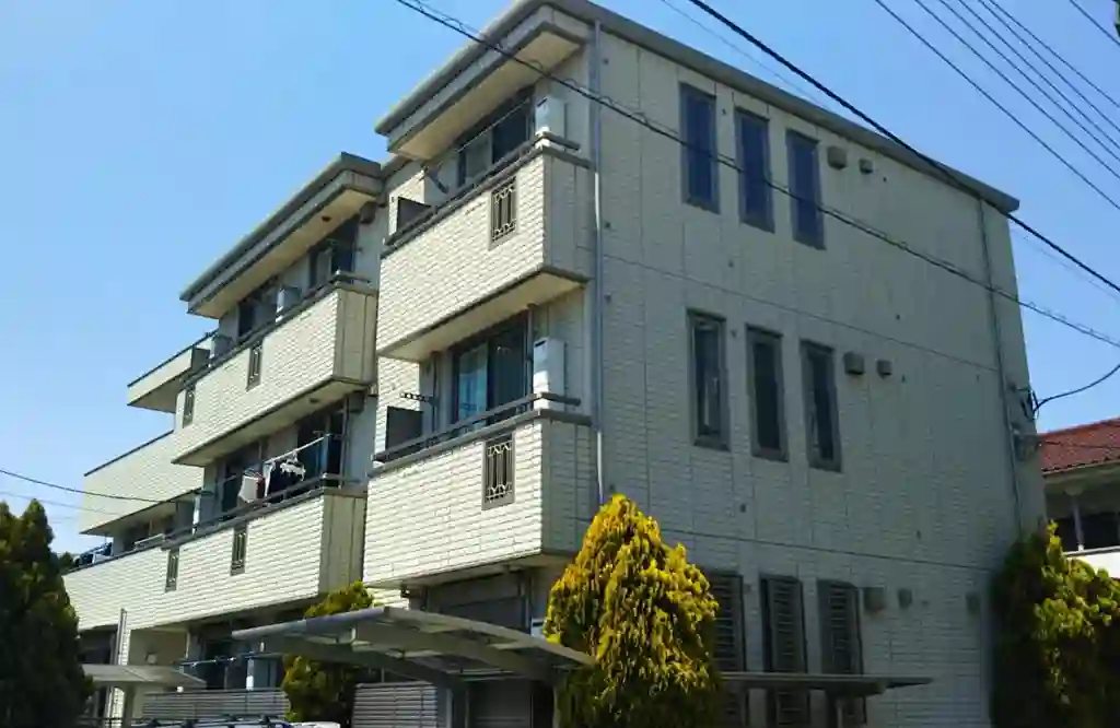 メゾンモモヤマ 外観