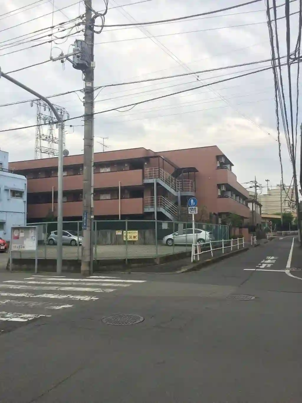 グランドハイム子安 外観
