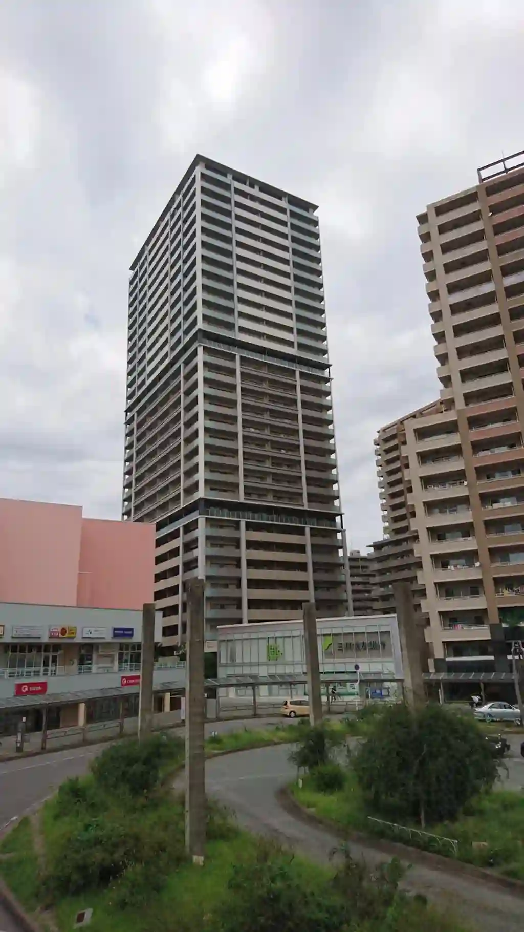 パークタワー八千代緑が丘 外観