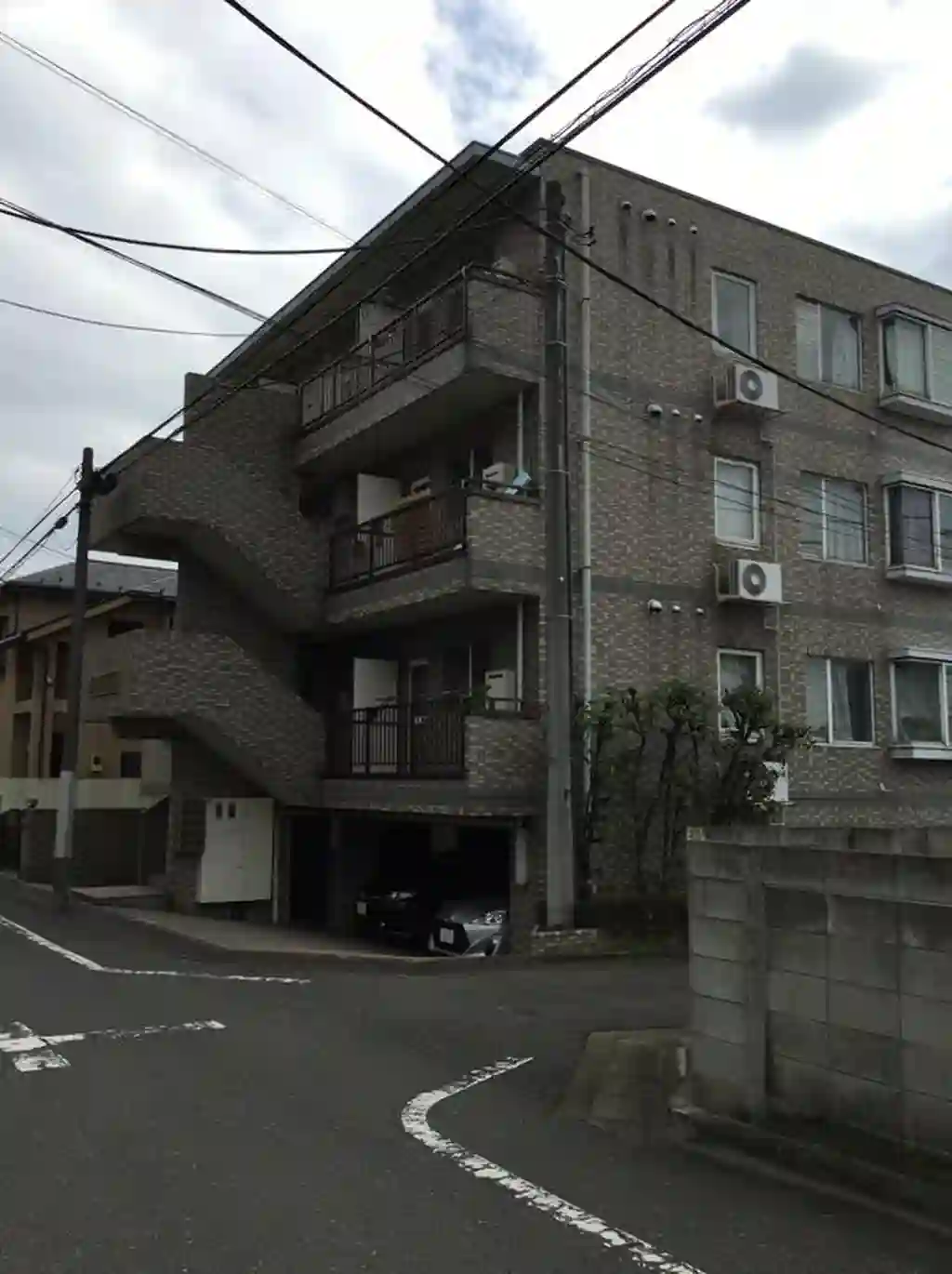 プレース柿の木坂 外観