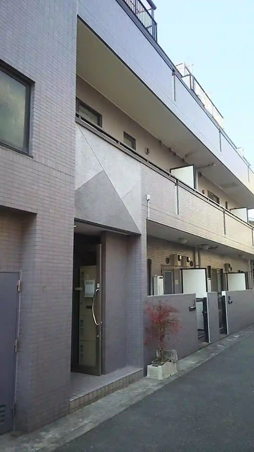 メゾンドールウエスト 外観