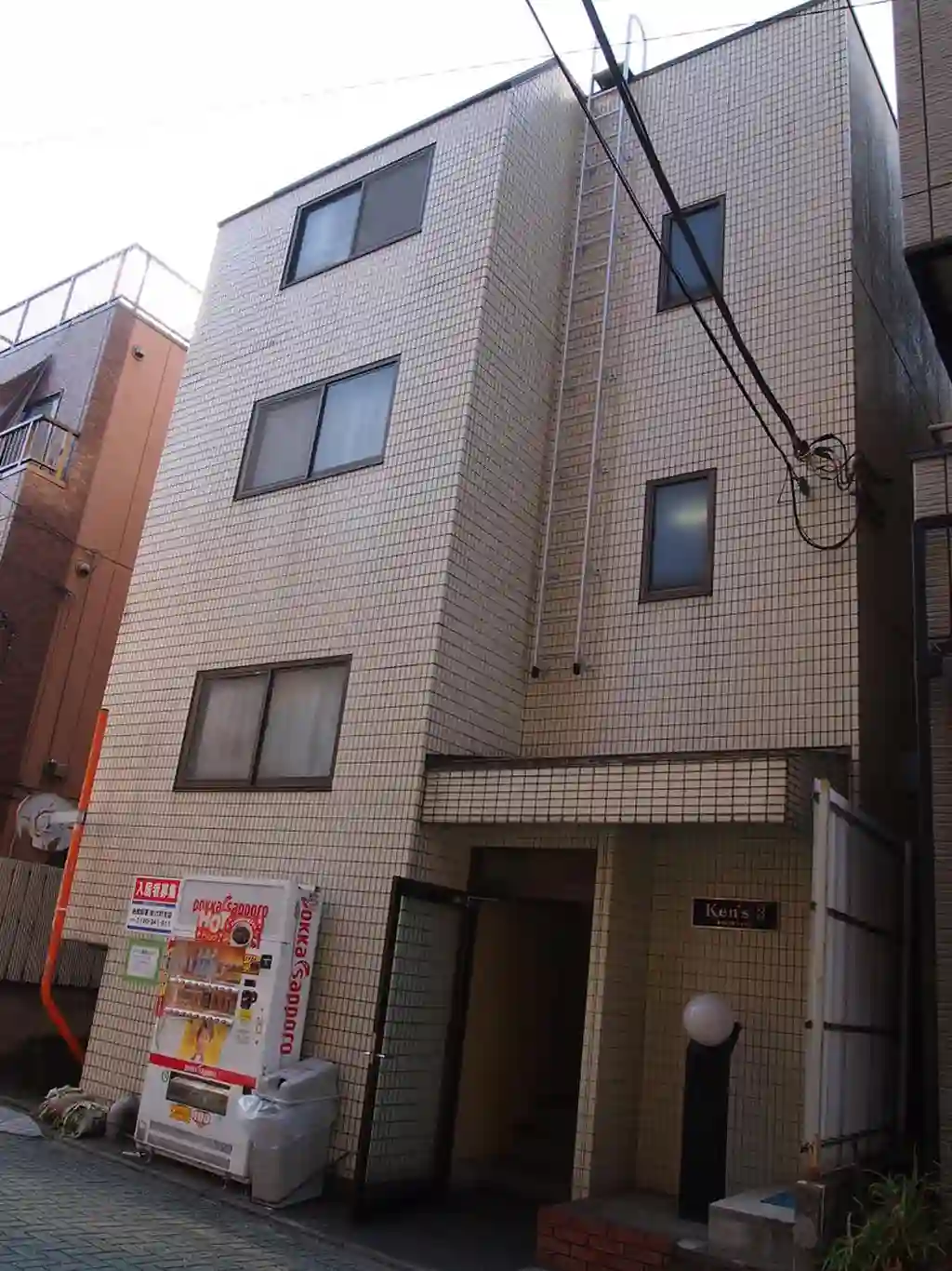 Ken's3 外観