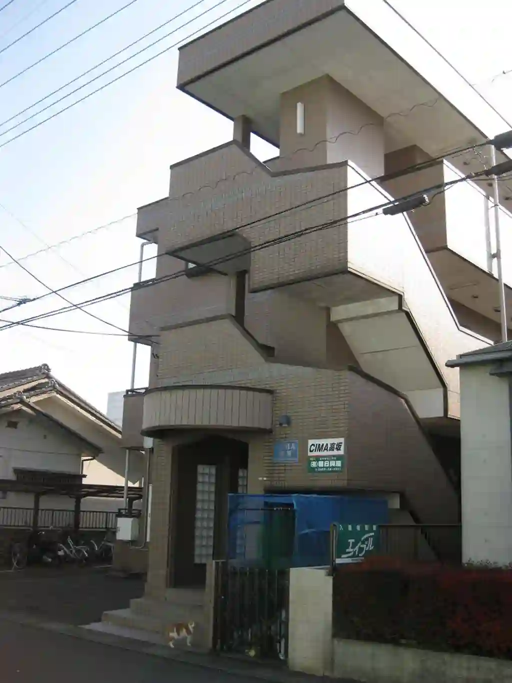 CIMA高坂 外観