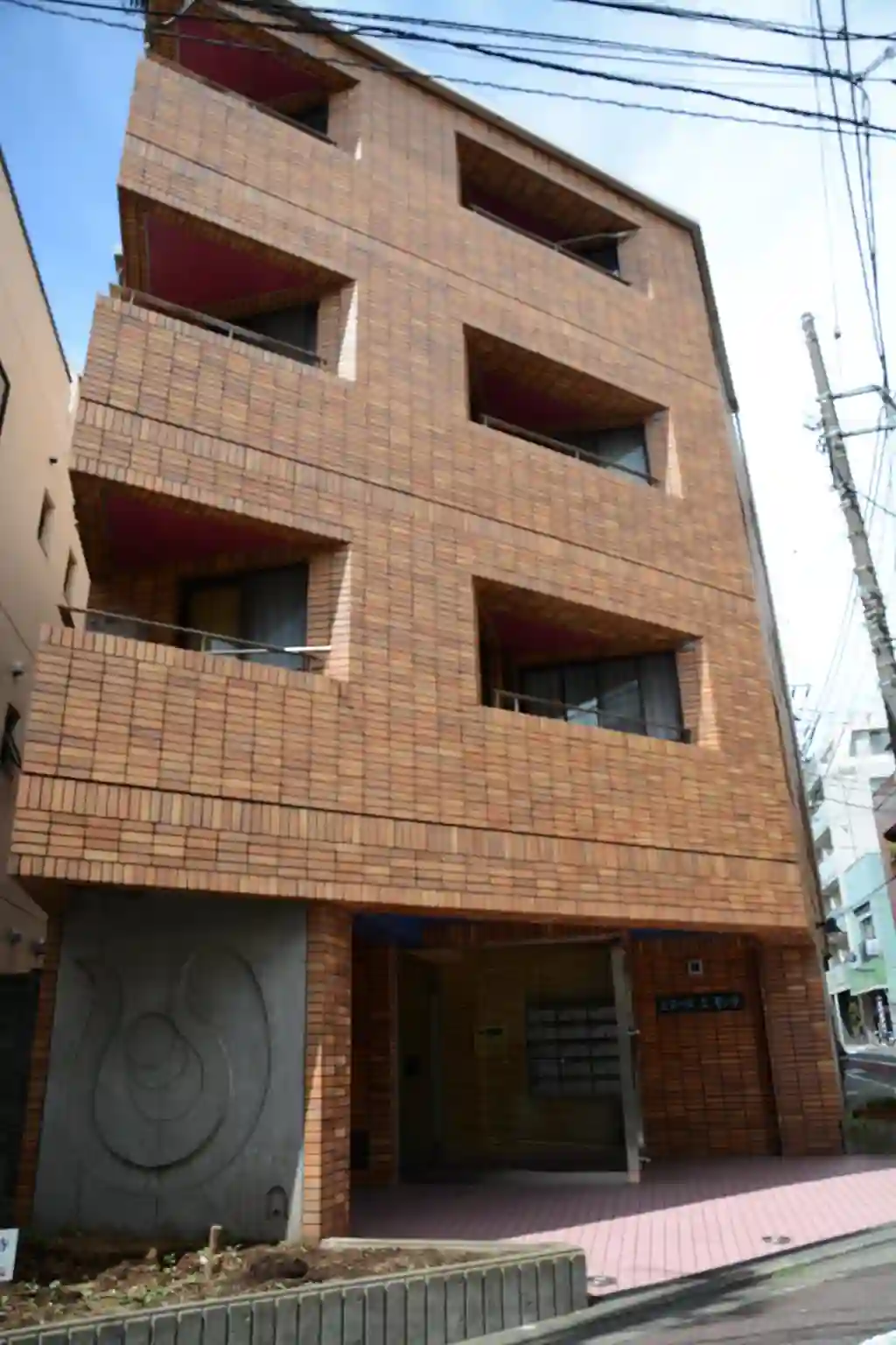 ピエールエモンテ 外観