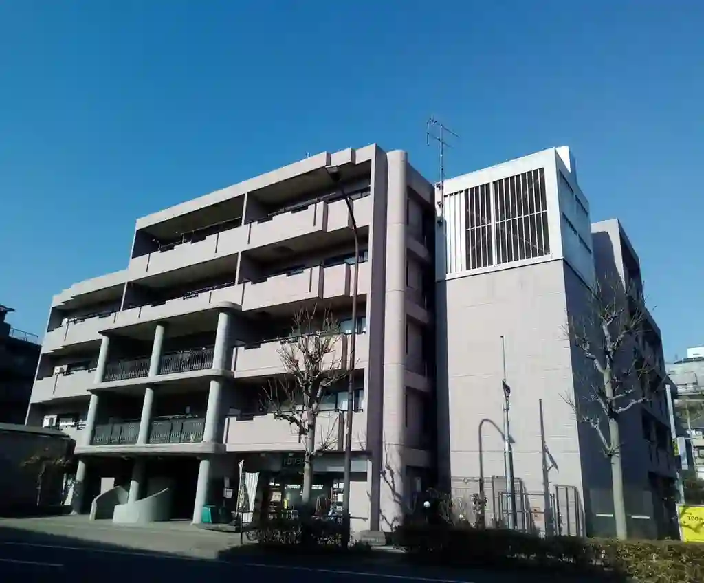 ウエストモンターニュ三ツ沢 外観