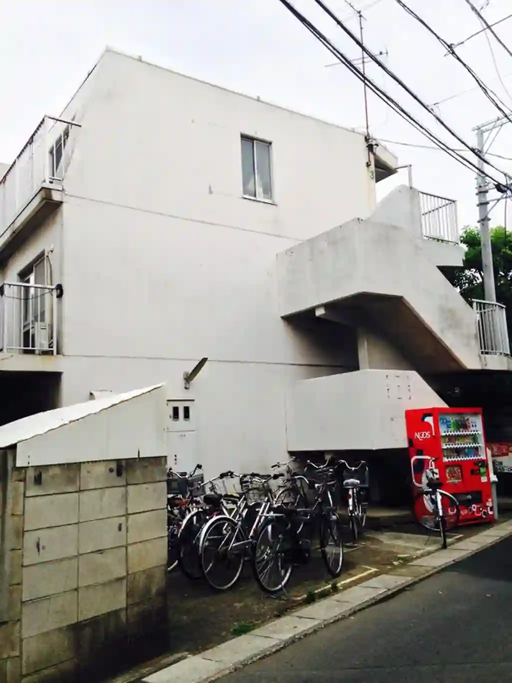 ウィリアムヒルズ新都心 外観