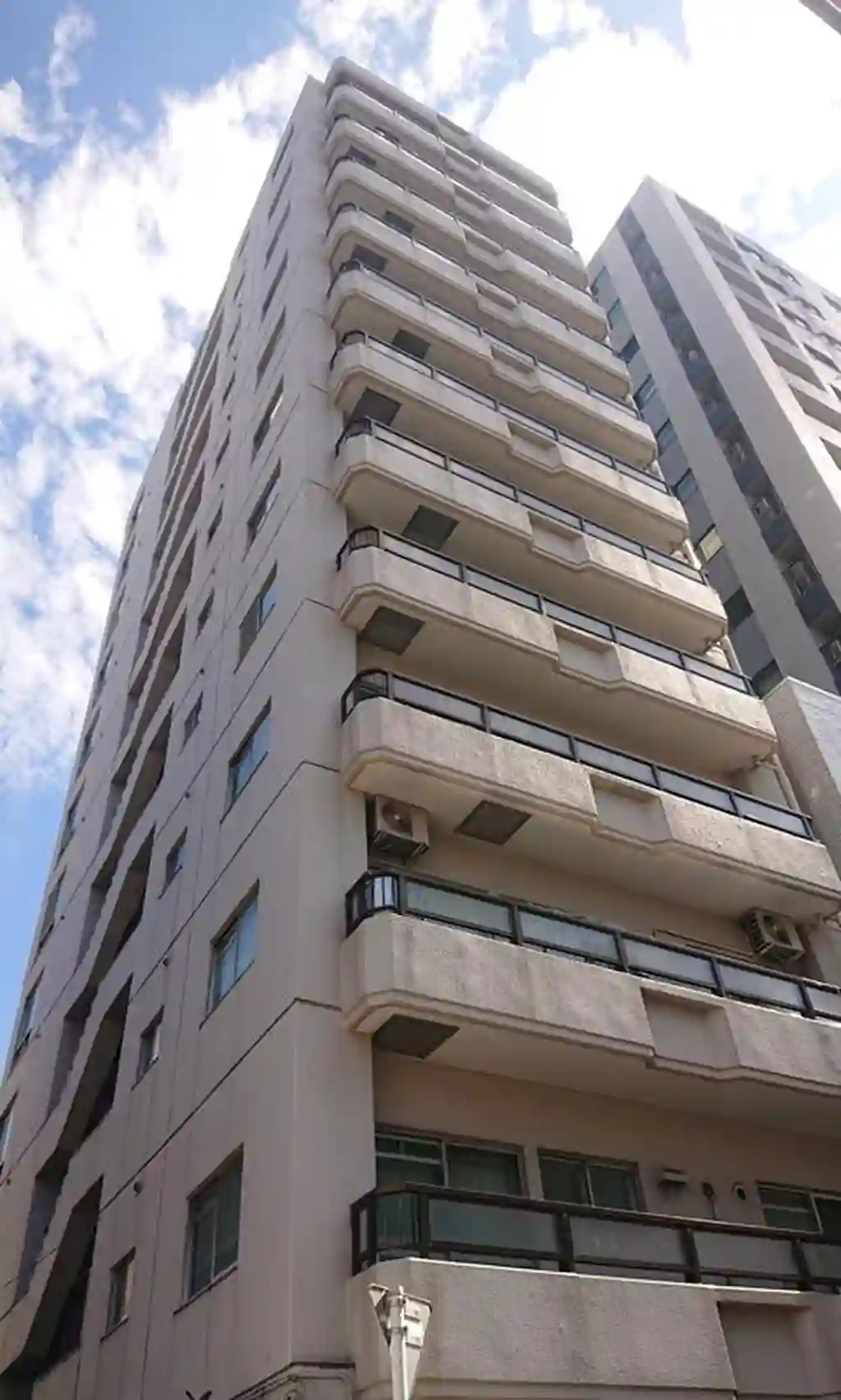 バルミー竜泉 外観