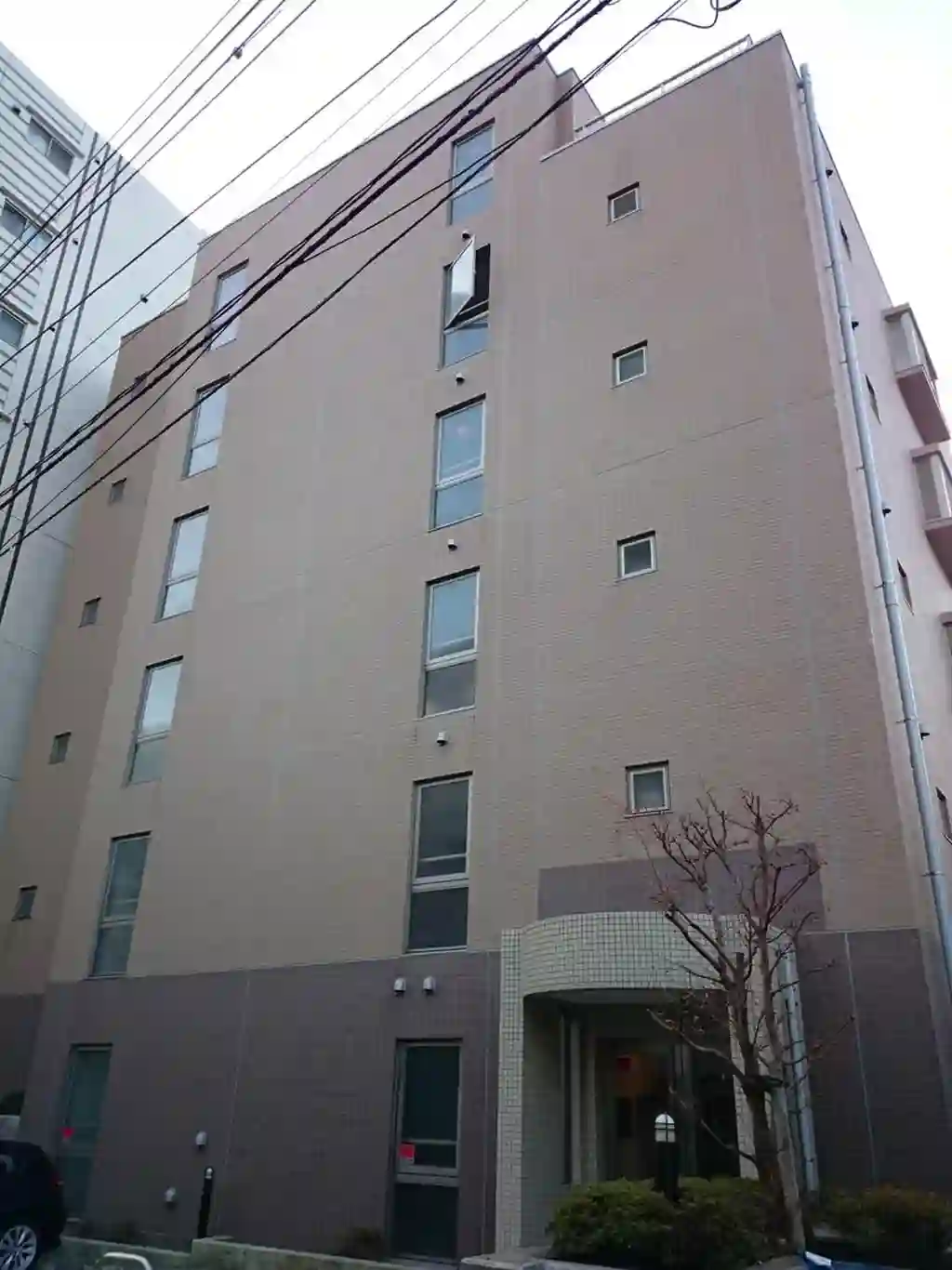 パディ初台 外観