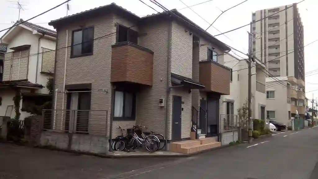 グランドウルス 外観