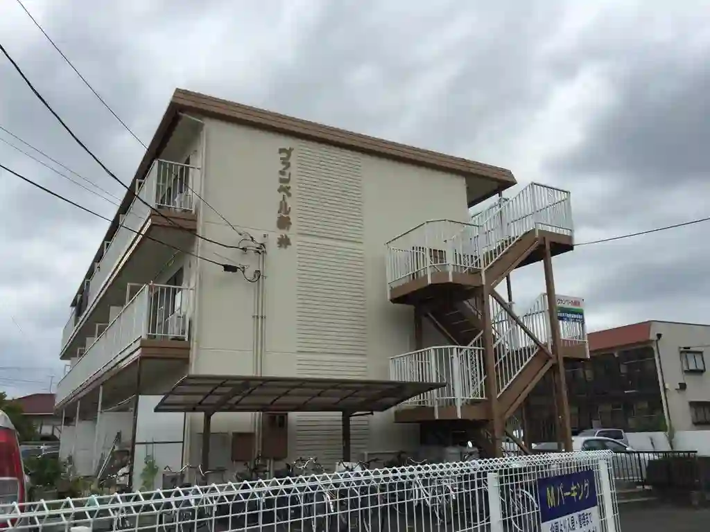 ヴァンベール新井 外観