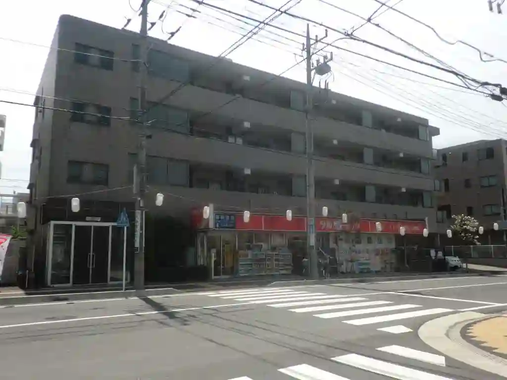 ポロニア 外観