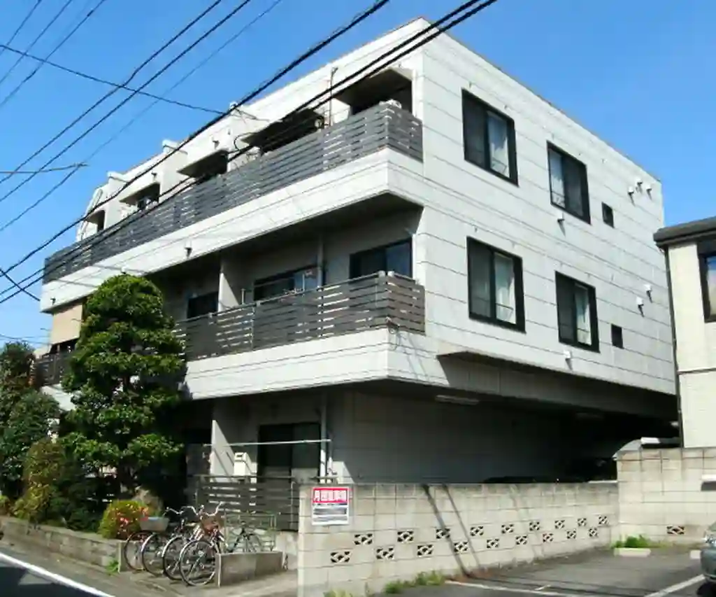 PINEHOUSE 外観