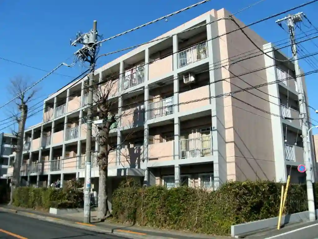 カトルセゾン宝 外観