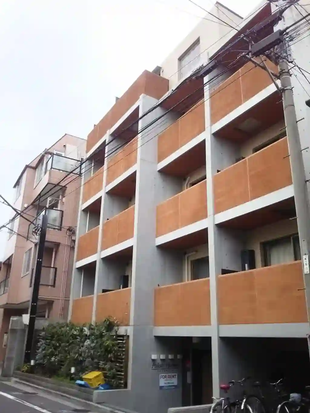 パレ・ホームズ幡ヶ谷 外観
