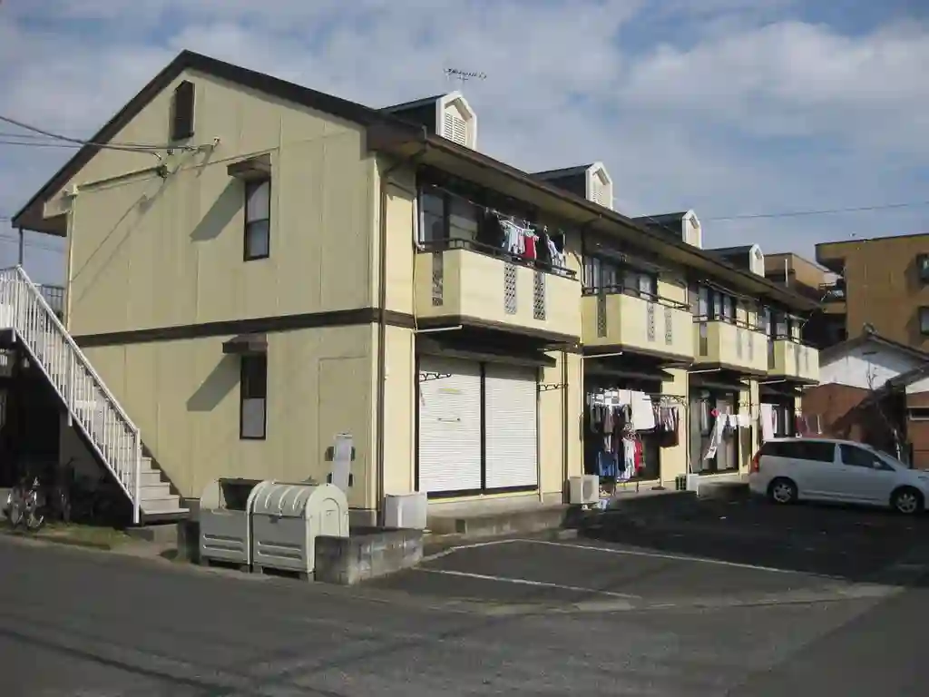 ドミール高坂 外観