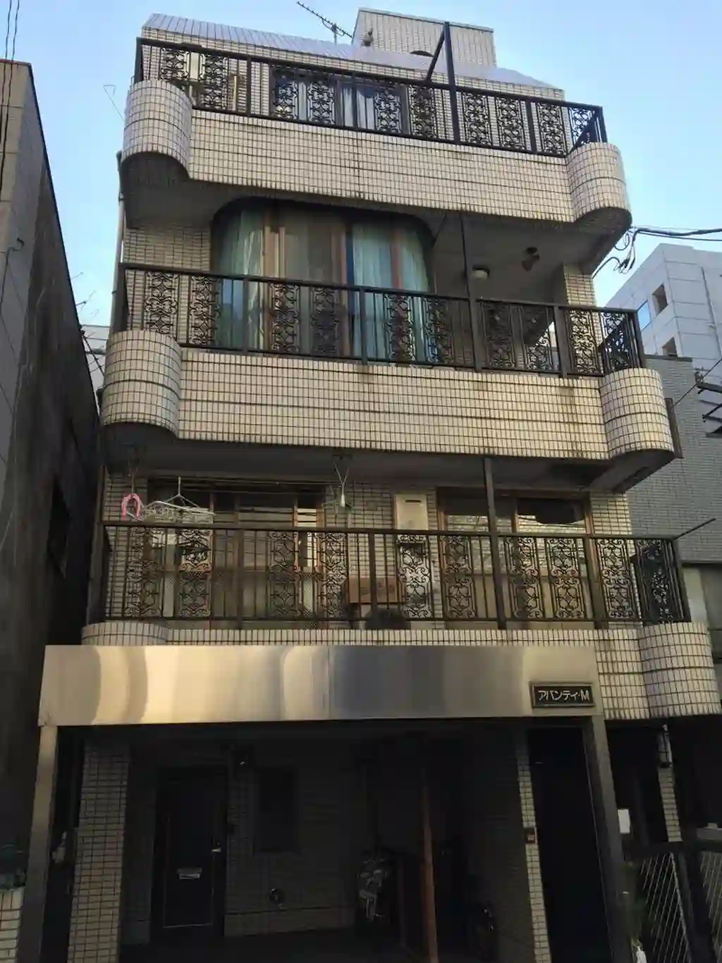 アバンティM 外観