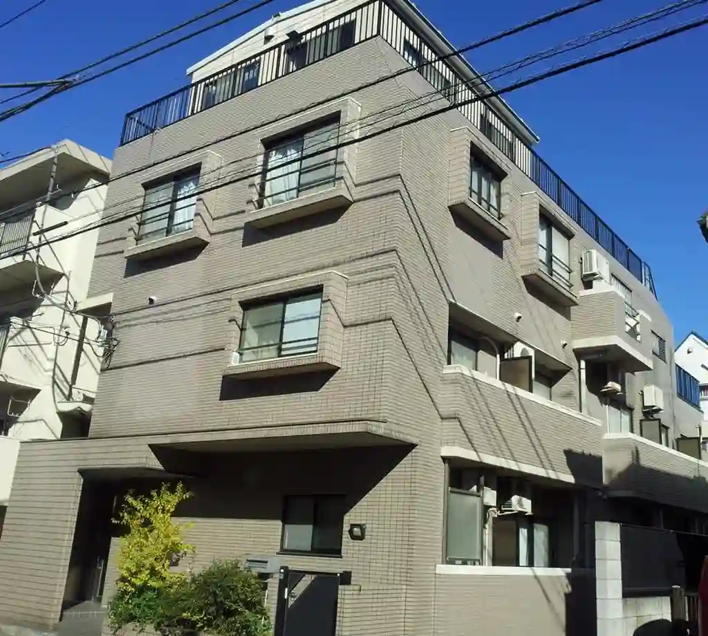 フローレスミヤタ 外観