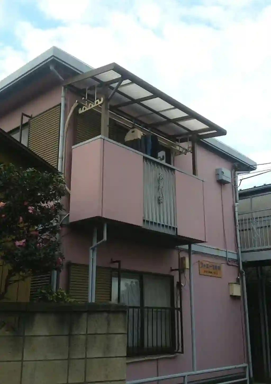 ファミーユ新倉 外観