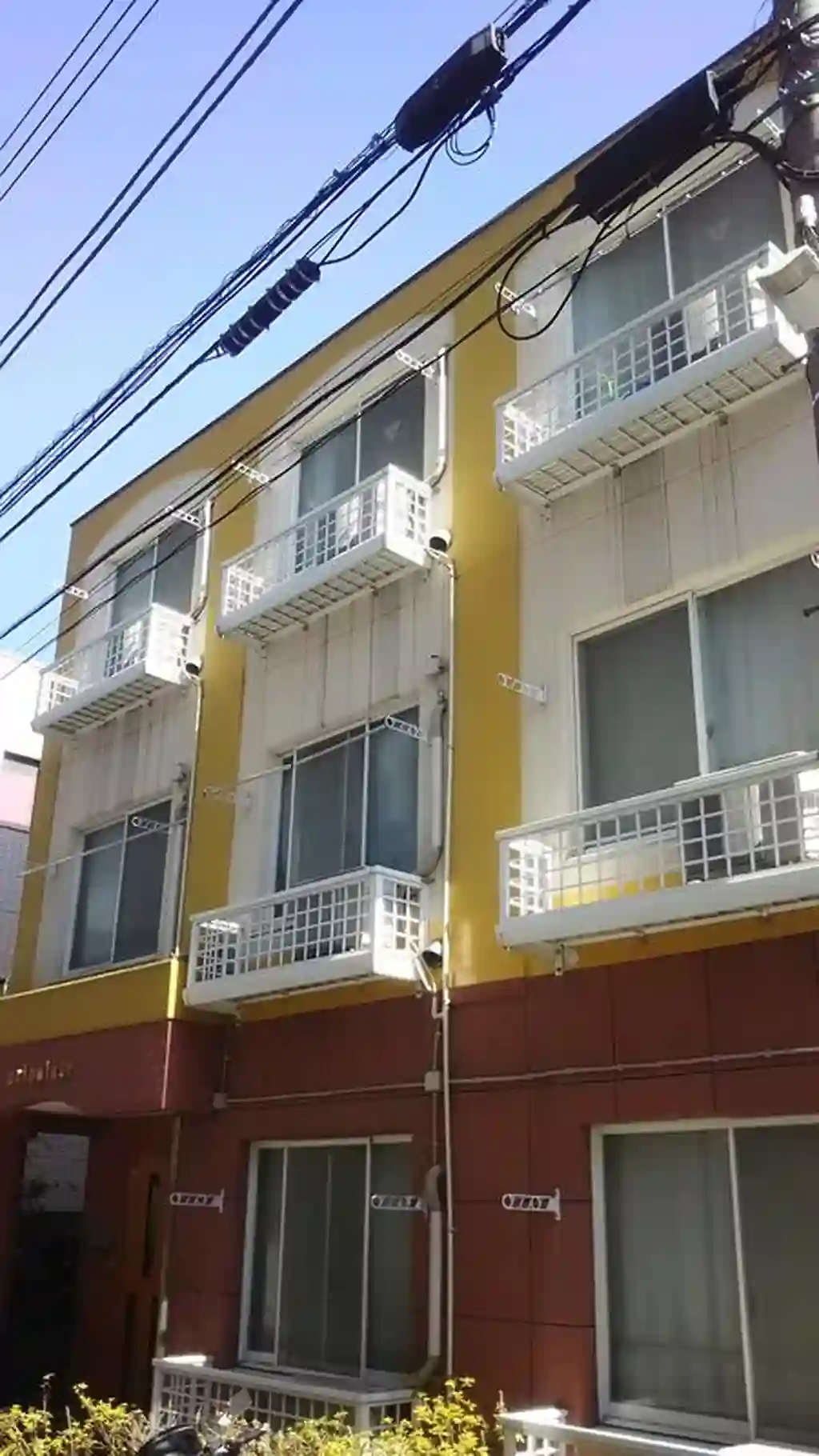 レオパレスユリパレス中野坂上 外観