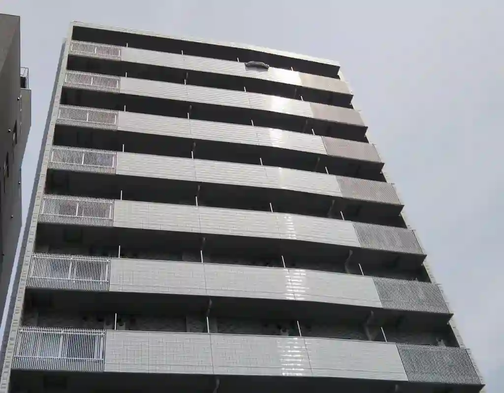 CREVISTA横浜新子安 外観