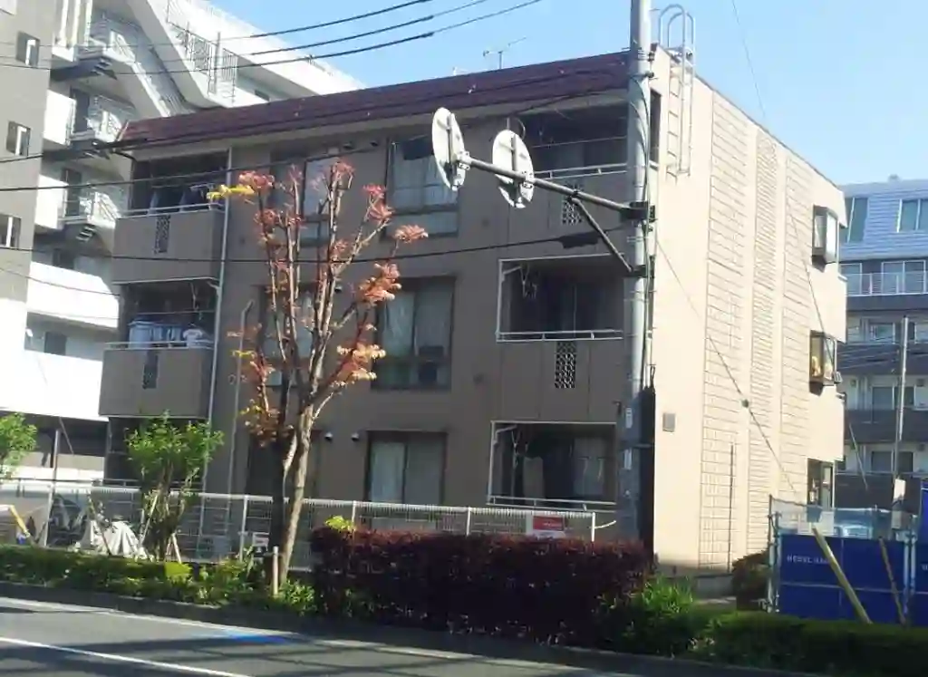 ファミール登戸 外観
