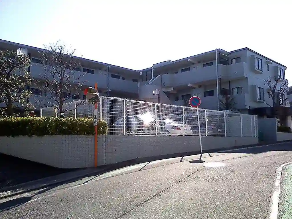 ライオンズヒルズ藤が丘壱番館 外観