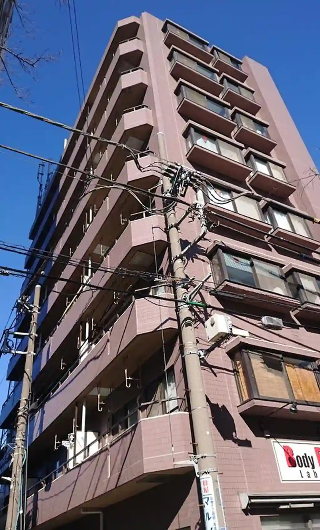 リラパレス 外観
