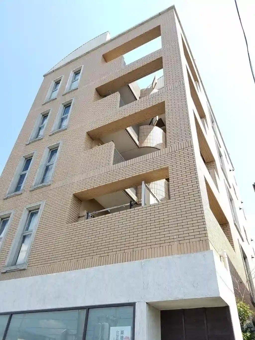 ハイティーズ 外観