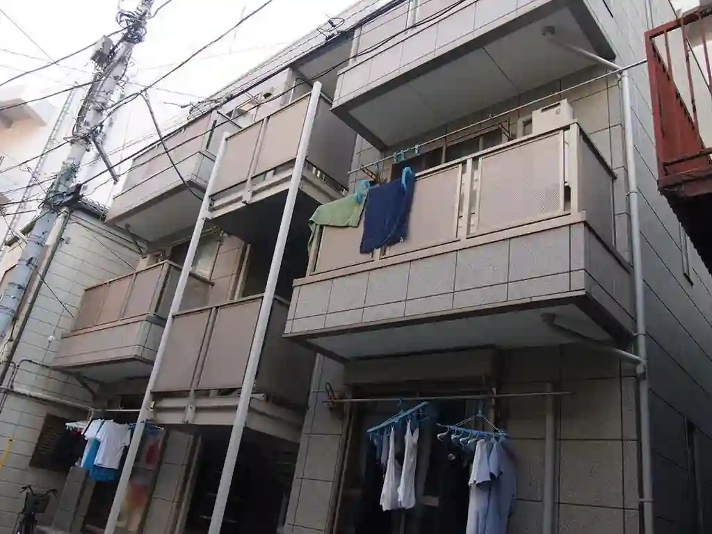 芦穂崎六番館 外観