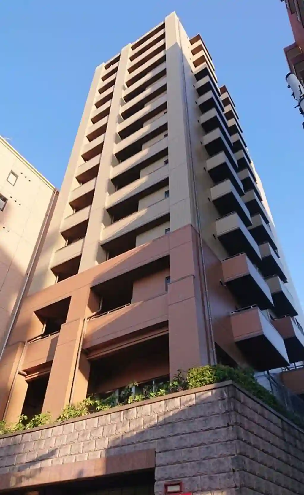 レジディア島津山 外観