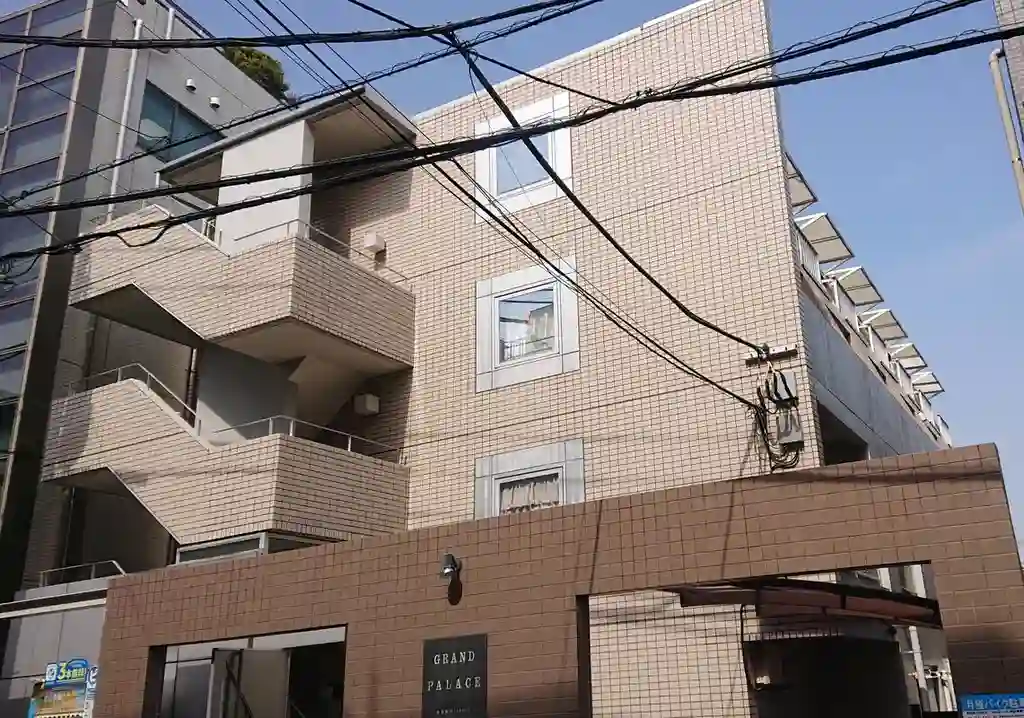 グランドパレス 外観