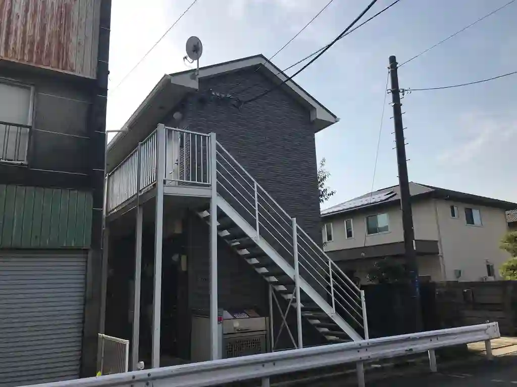 レオパレスF 外観