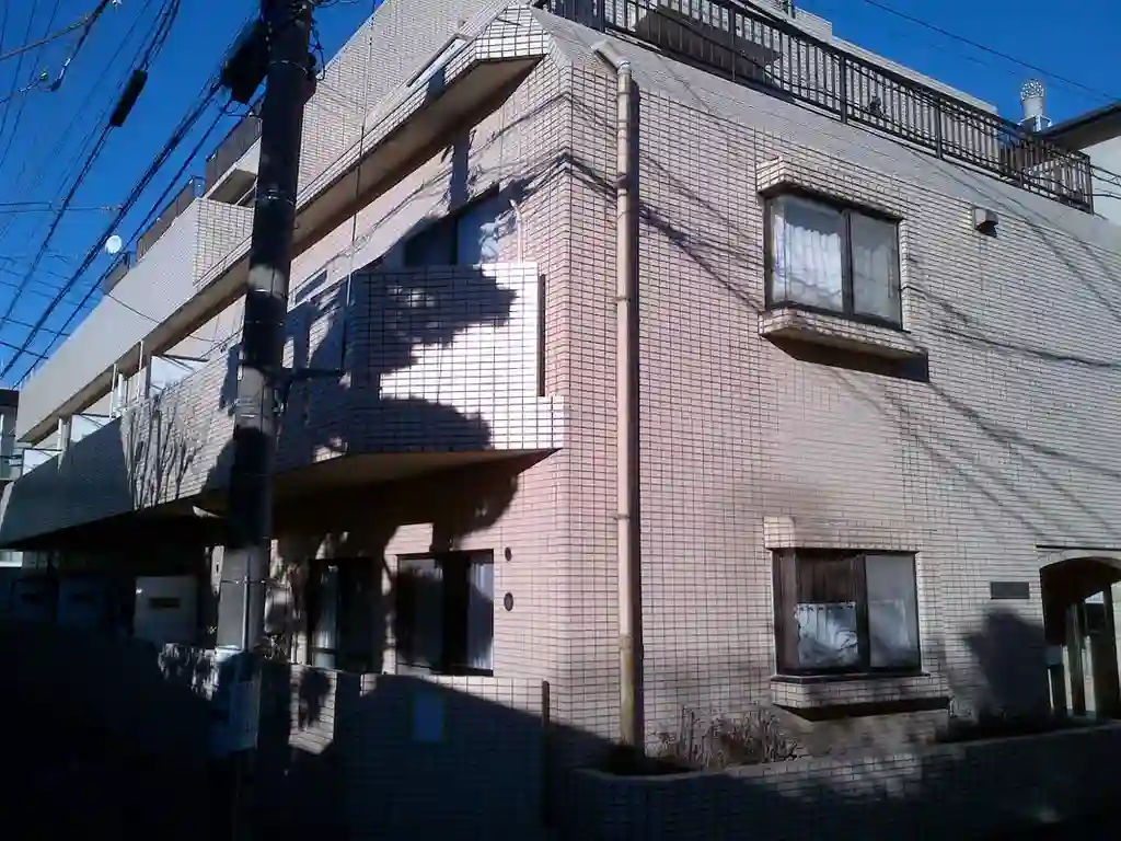 マナー本郷 外観