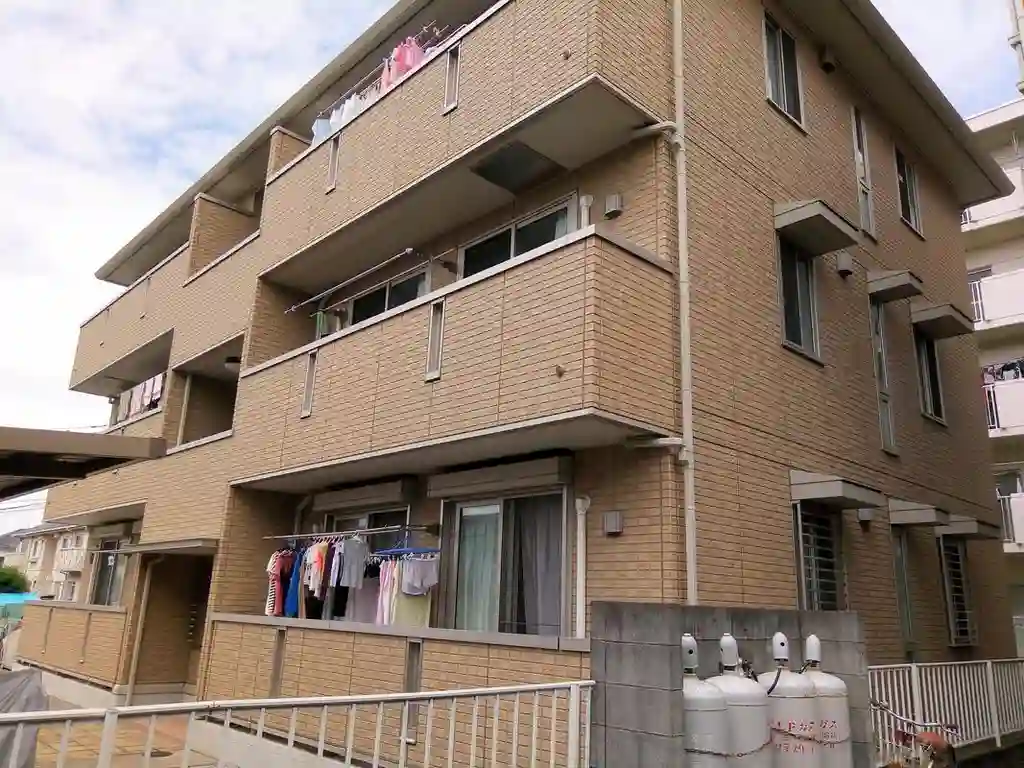 BRILLIANT FLATS 外観