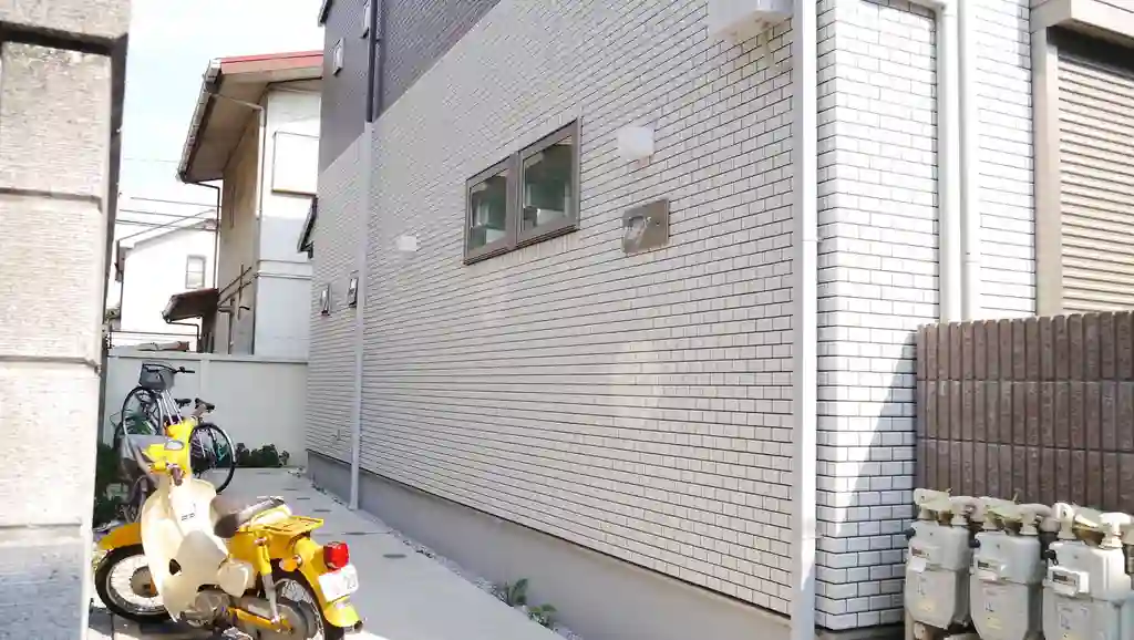 パトリア 外観