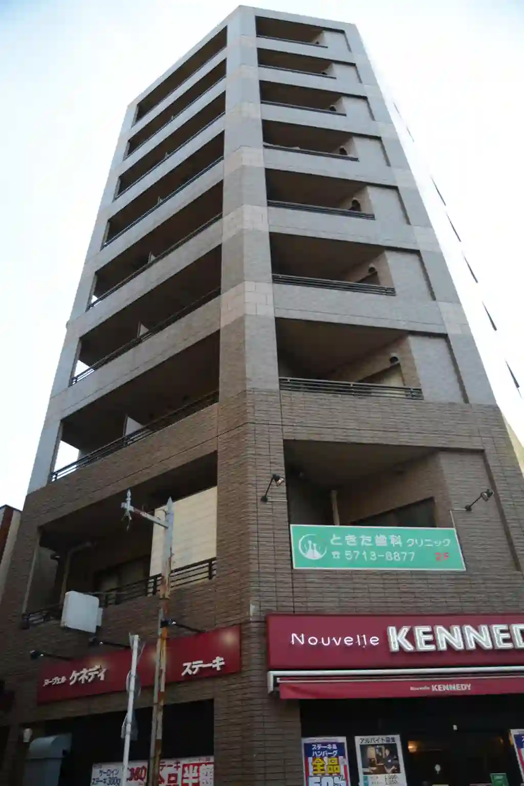 クレメンシア 外観