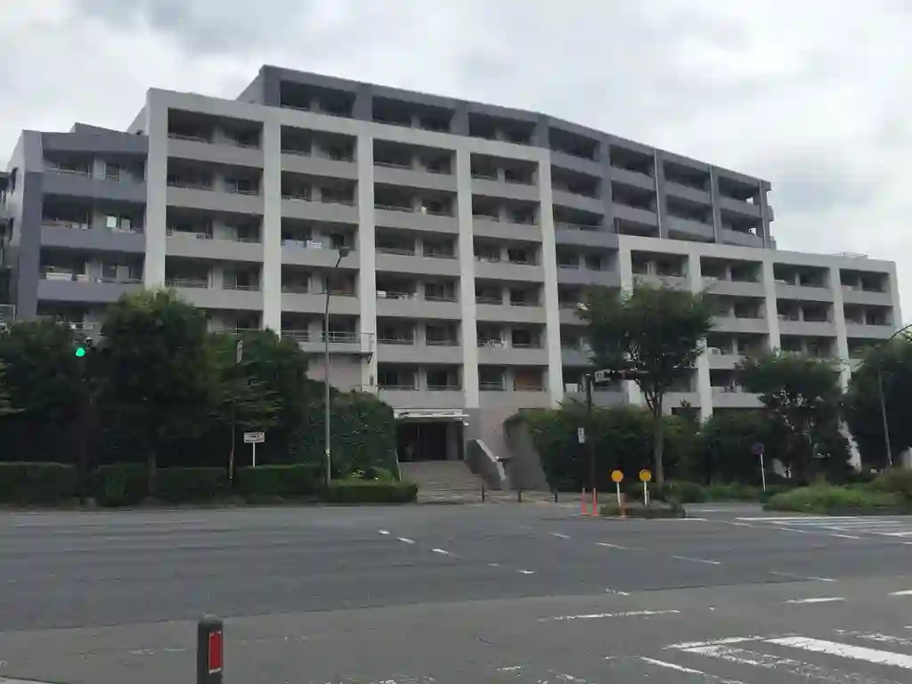 クイーンズパレス東戸塚<弐番館> 外観