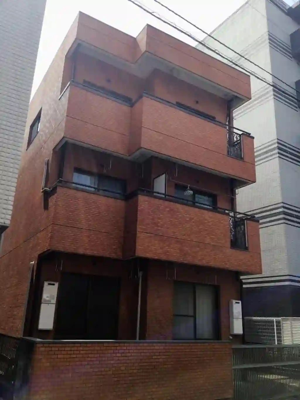 ドミール和泉 外観
