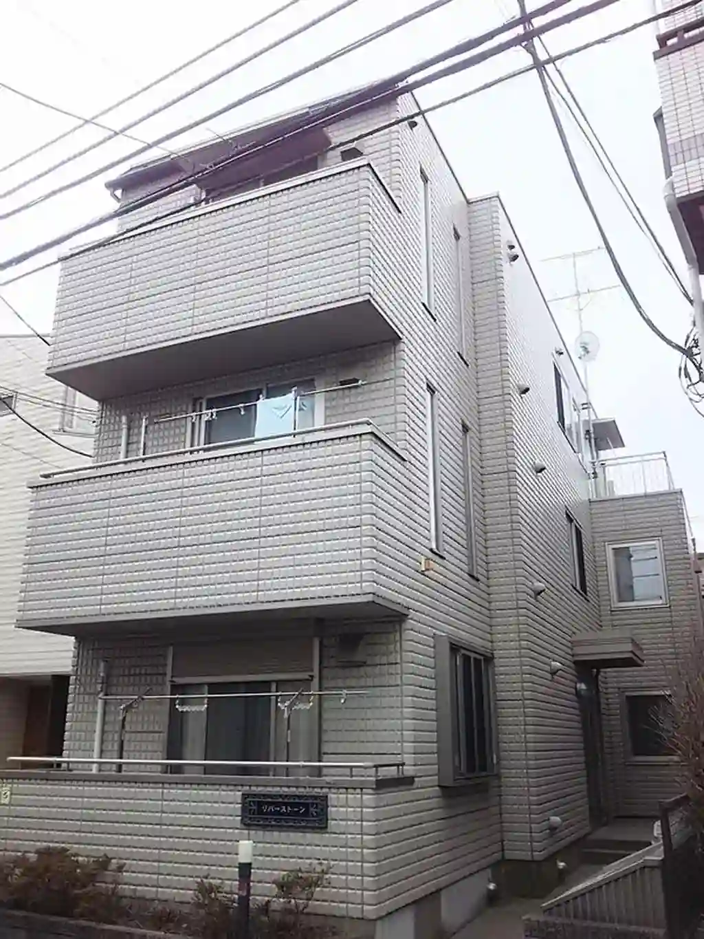 リバーストーン 外観