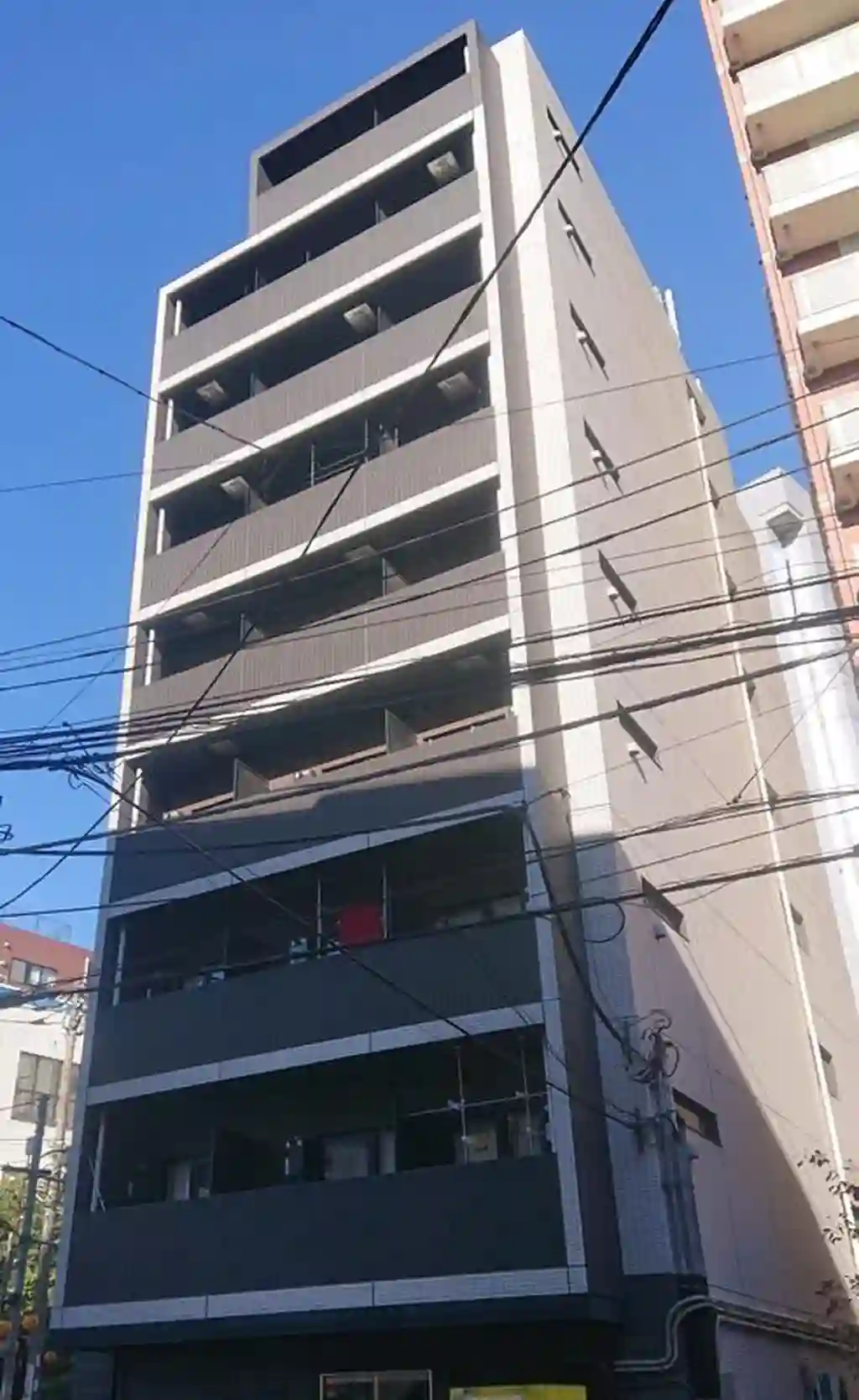 C'estjoliOjiekimae 外観