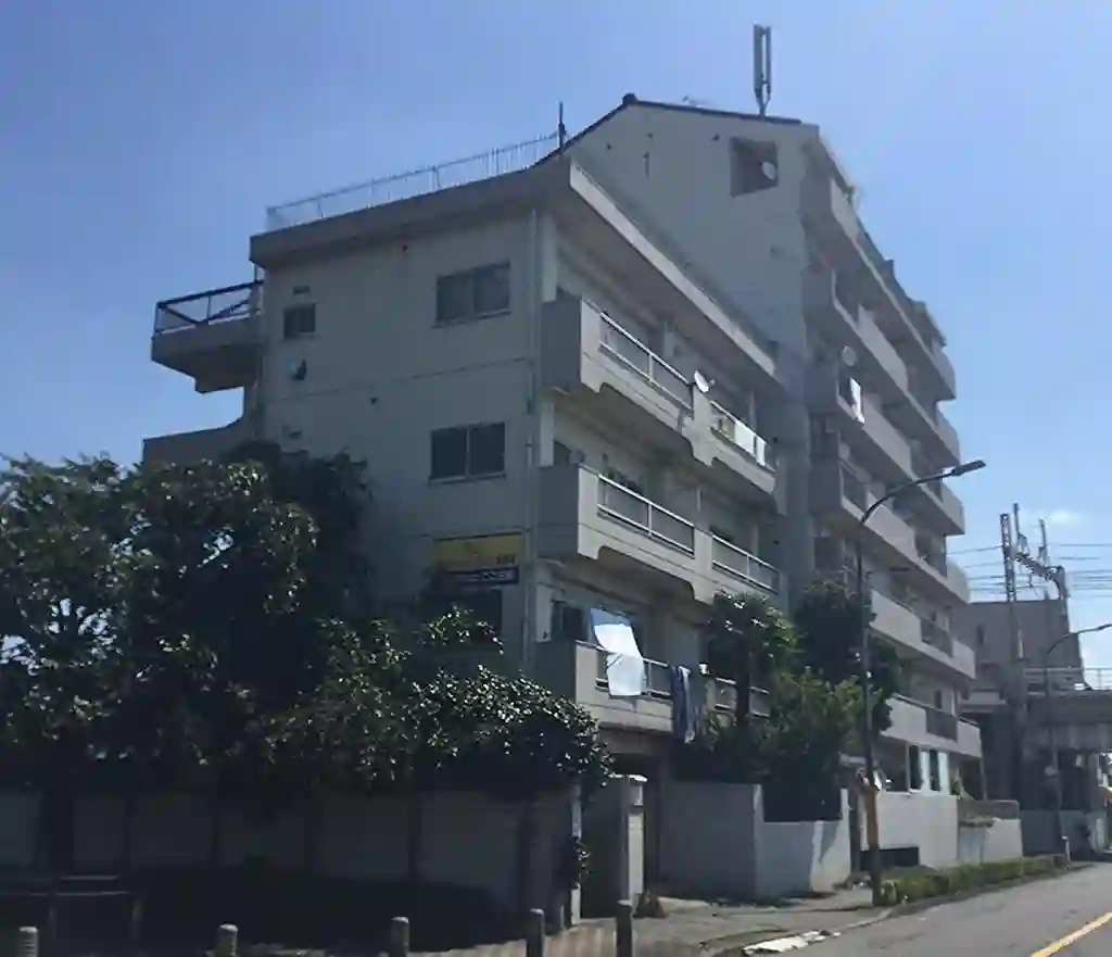 メゾン多摩 外観