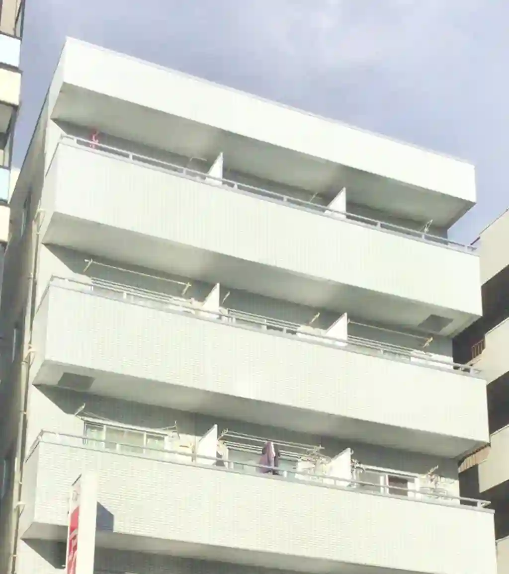 ルーブルビル 外観