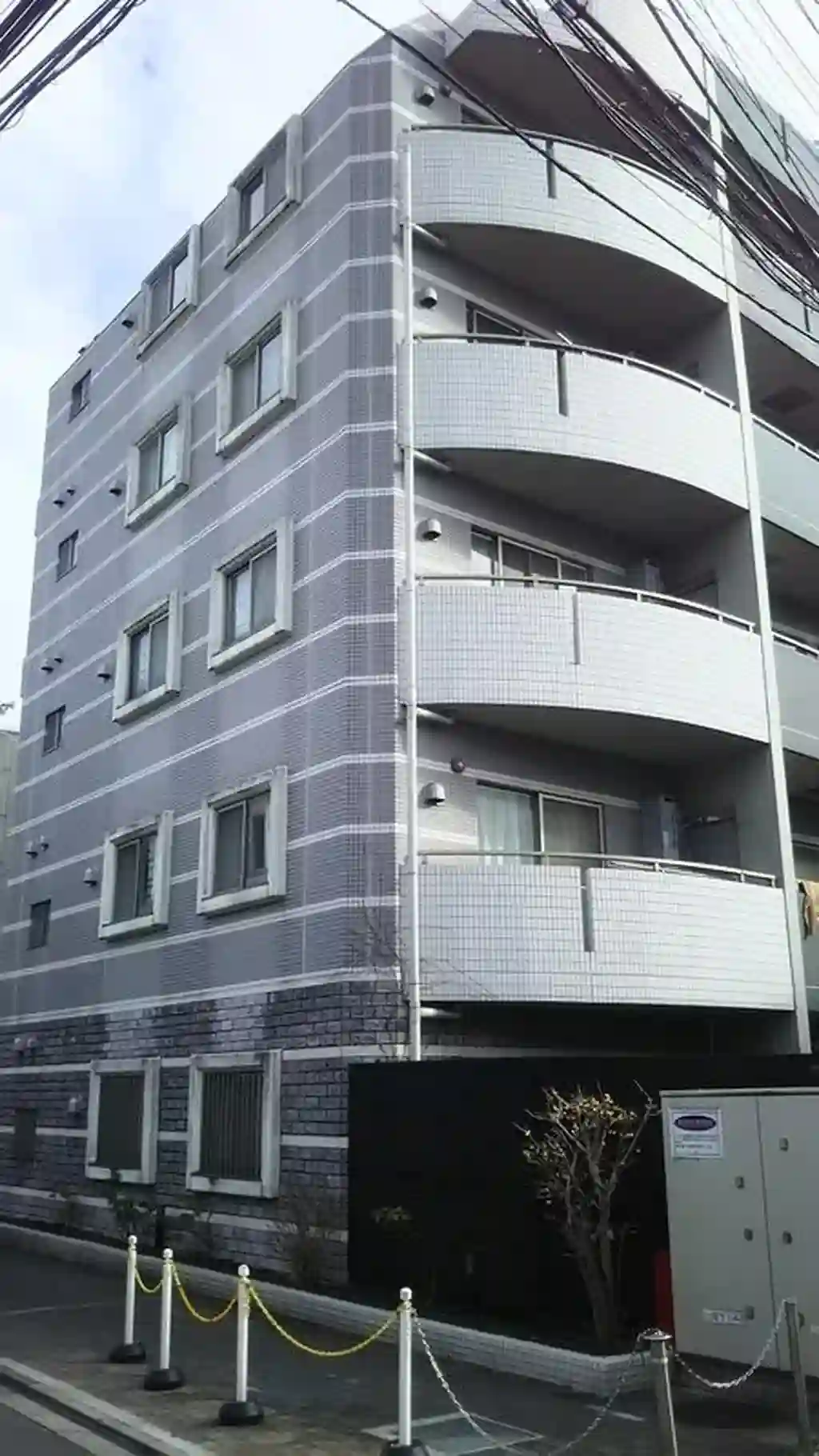 ラグジュアリーアパートメント東中野 外観
