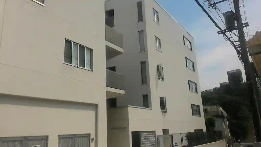 トランスパレンテ 外観