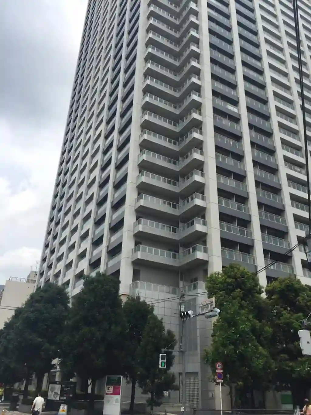 エアライズタワー 外観