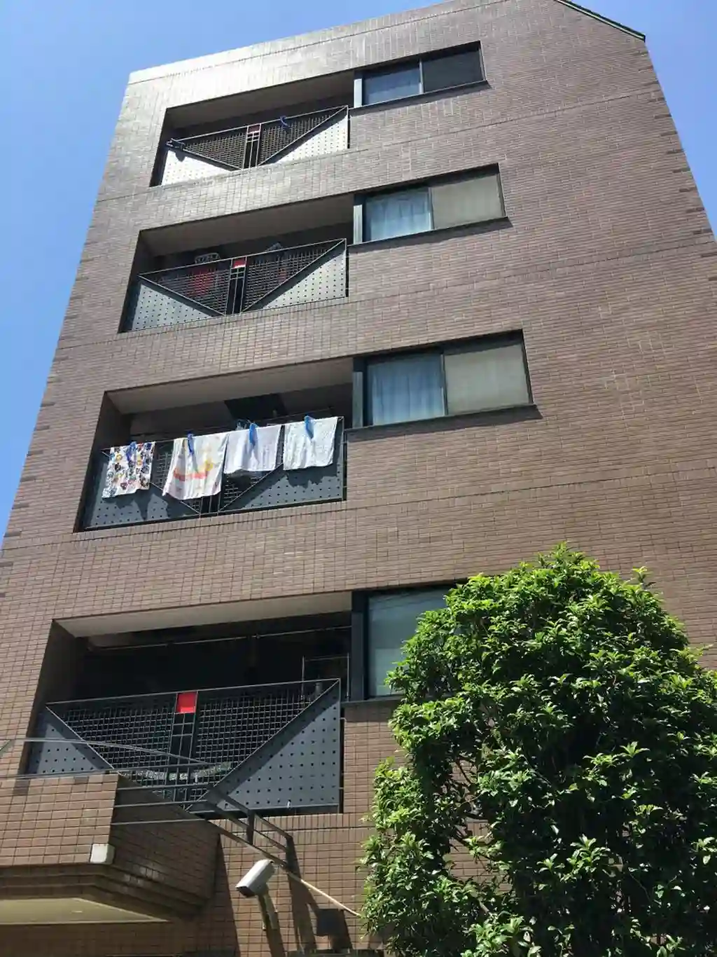 フェリシア 外観