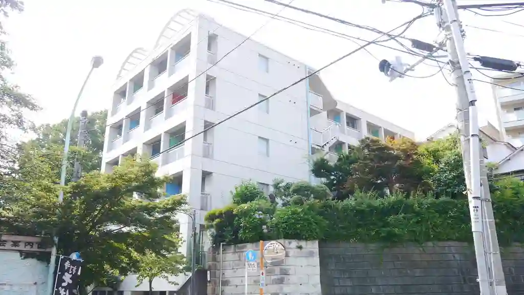MOZART・90 外観