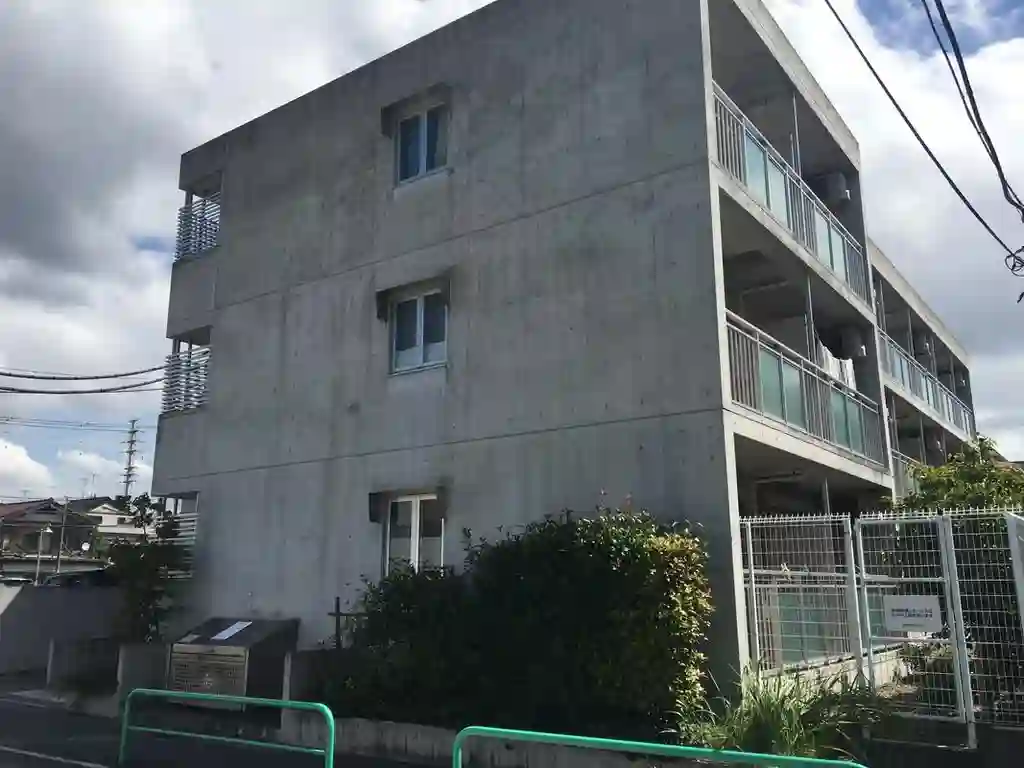 アカデミア市川 外観